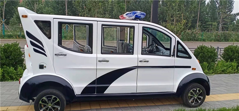 环县警用巡逻车